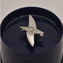 Lade das Bild in den Galerie-Viewer, USB Mini Mixer – Tragbarer Smoothie-Maker mit 6 Klingen