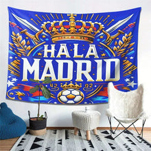 Lade das Bild in den Galerie-Viewer, Stylische Fan-Deko für dein Zuhause | Hala Madrid Wandteppich
