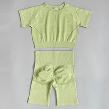 Lade das Bild in den Galerie-Viewer, Seamless Yoga Set für Damen | Leggings, Shorts und Top