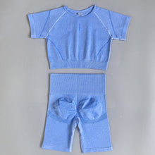 Lade das Bild in den Galerie-Viewer, Seamless Yoga Set für Damen | Leggings, Shorts und Top