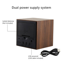 Lade das Bild in den Galerie-Viewer, Digitaler Wecker im Holzlook