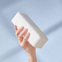 Lade das Bild in den Galerie-Viewer, Das perfekte Stativ für TikTok & Co. mit LED Licht und Halterung