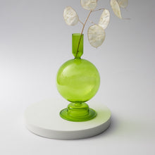 Lade das Bild in den Galerie-Viewer, Bunte Kerzenständer im angesagten Vintage Skandinavischen Stil - selley.de