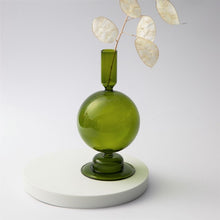 Lade das Bild in den Galerie-Viewer, Bunte Kerzenständer im angesagten Vintage Skandinavischen Stil - selley.de