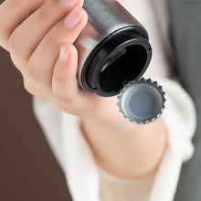 Lade das Bild in den Galerie-Viewer, Automatischer Flaschenöffner - für Bier, Softdrinks & mehr