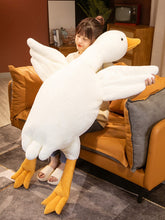 Lade das Bild in den Galerie-Viewer, XXL Gans Kuscheltier | TikTok Goose Kuscheltier
