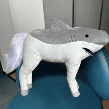 Lade das Bild in den Galerie-Viewer, Das Shorse - das komischste Kuscheltier | Meme Kuscheltier Hai &amp; Pferd

