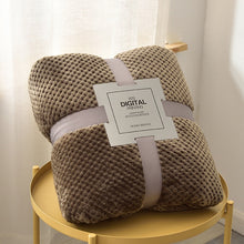 Lade das Bild in den Galerie-Viewer, Kuscheldecke aus Microfaser für dein Schlafzimmer
