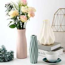 Lade das Bild in den Galerie-Viewer, Moderne Vasen im Nordic Pastell Look
