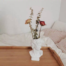 Lade das Bild in den Galerie-Viewer, Statuen Vase im Nordic Minimal Look als Dekoration oder Aufbewahrung

