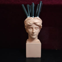 Lade das Bild in den Galerie-Viewer, Statuen Vase im Nordic Minimal Look als Dekoration oder Aufbewahrung
