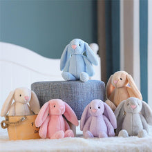 Lade das Bild in den Galerie-Viewer, Kleine Osterhasen Kuscheltiere
