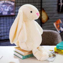 Lade das Bild in den Galerie-Viewer, Kleine Osterhasen Kuscheltiere
