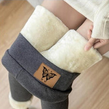 Lade das Bild in den Galerie-Viewer, Gefütterte Frauen Winter Leggings mit Fleece Fell
